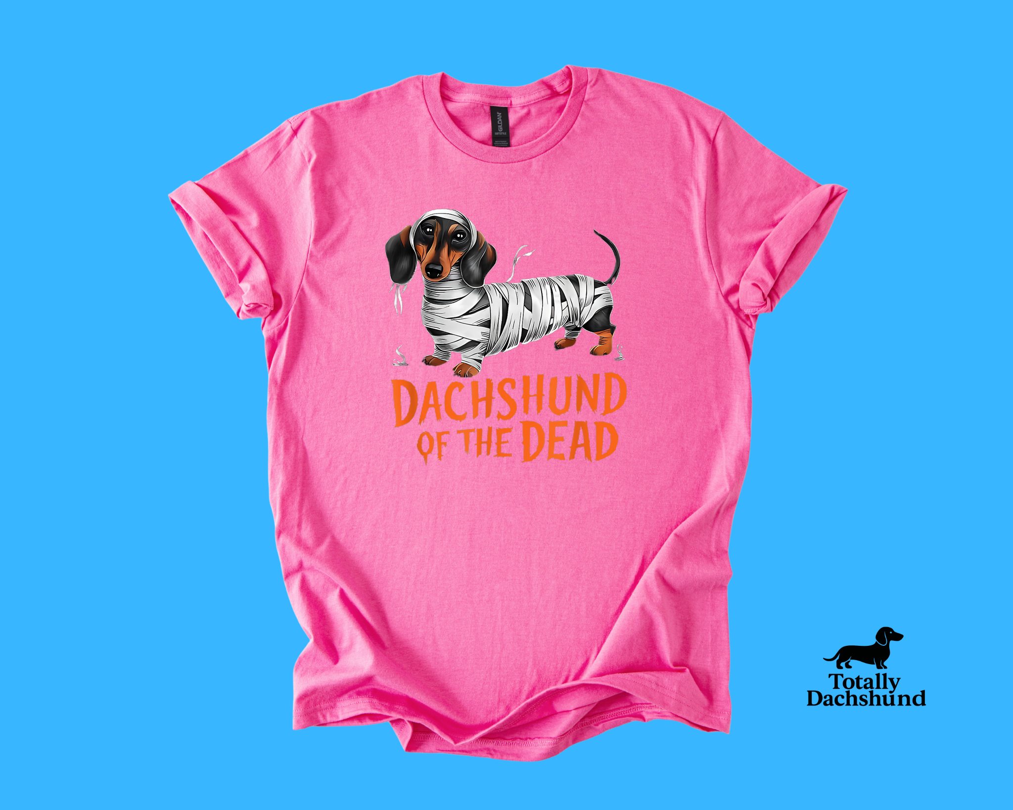 pink tee with mummy dachshund design
